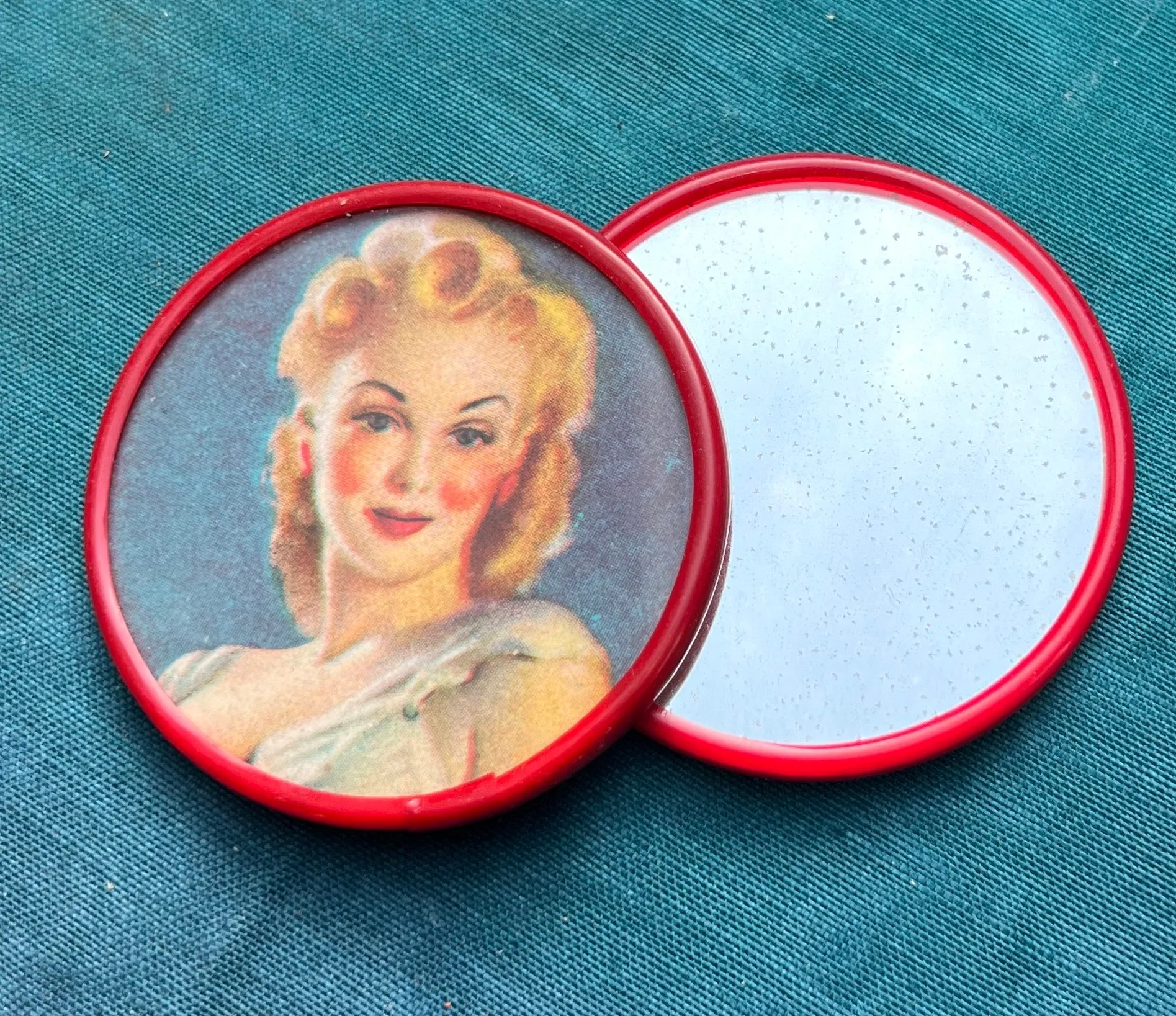 1940s Glamour Handbag Mirror - 6cm wide