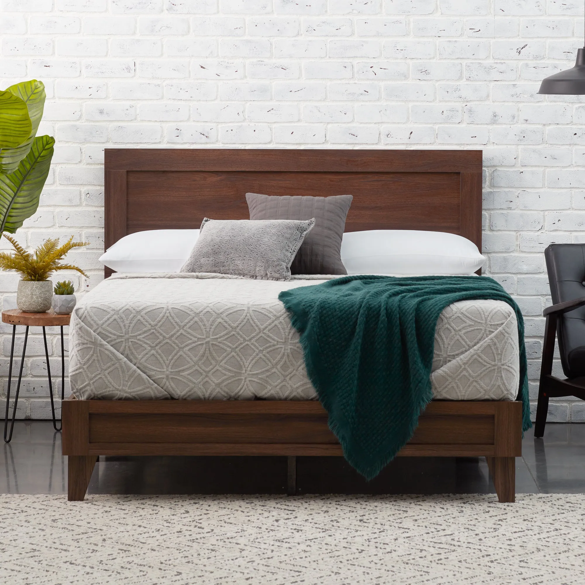 Delta Wood Platform Bed Frame with Headboard