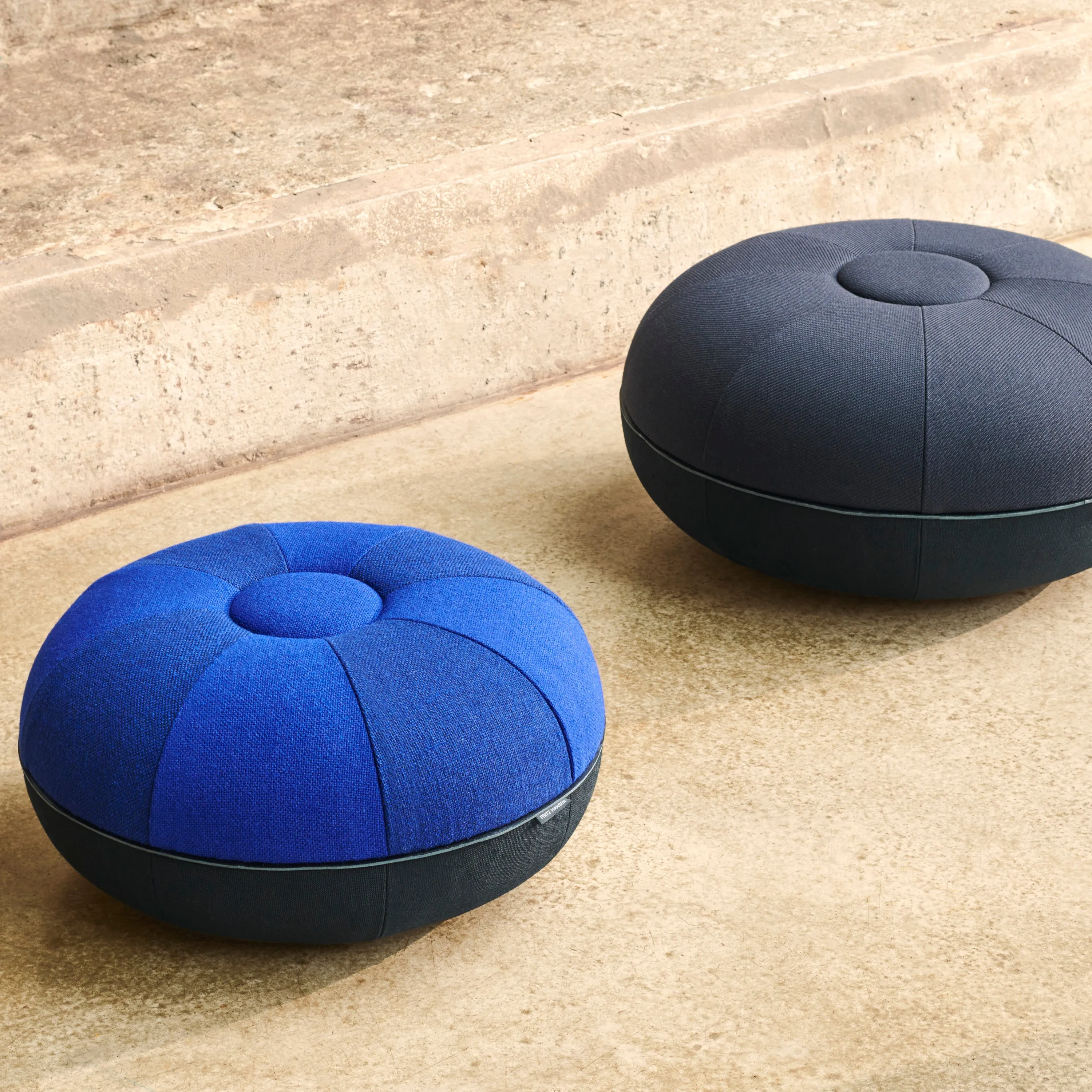 Fritz Hansen Pouf Small