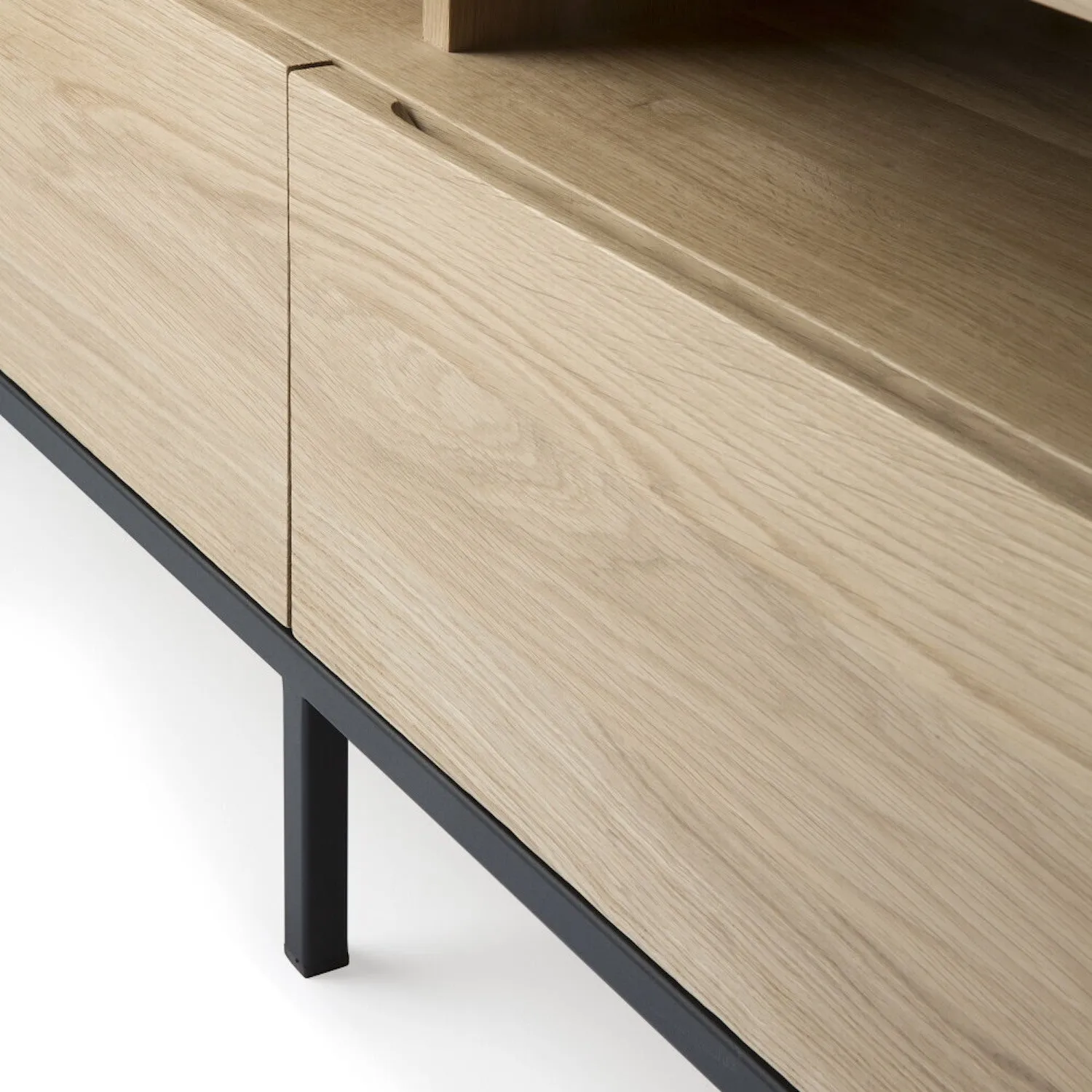 Oak Ligna TV Cupboard - Black Metal Legs