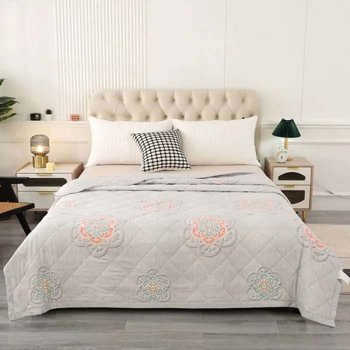 Soft Summer Comforter - Air-conditioned Quilt for Kids' Beds